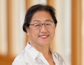 Jingyi Shi